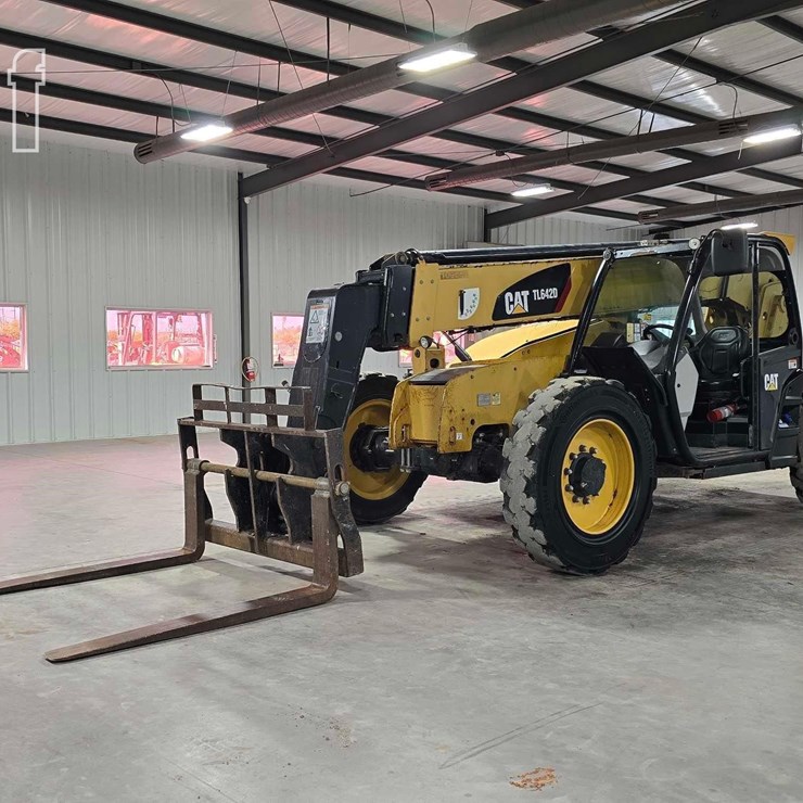 2018 CATERPILLAR TL642D