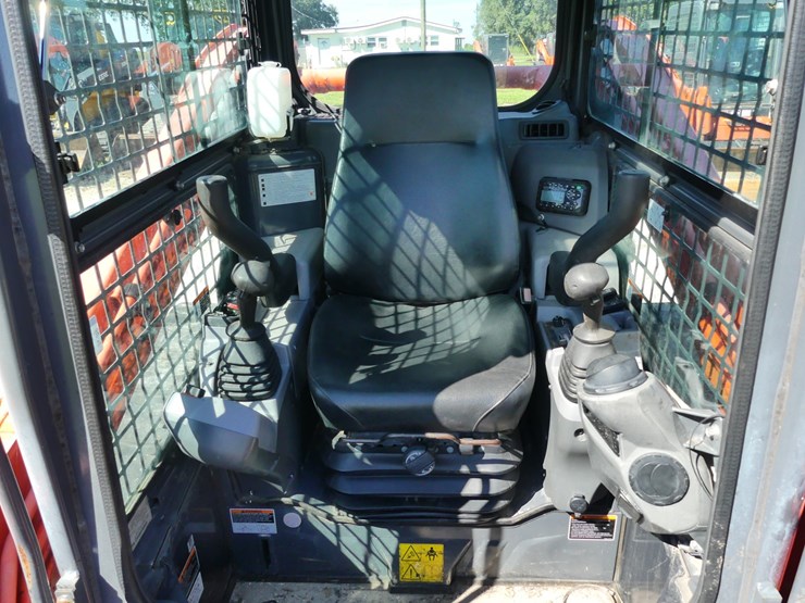 kubota-svl75-2-image-13