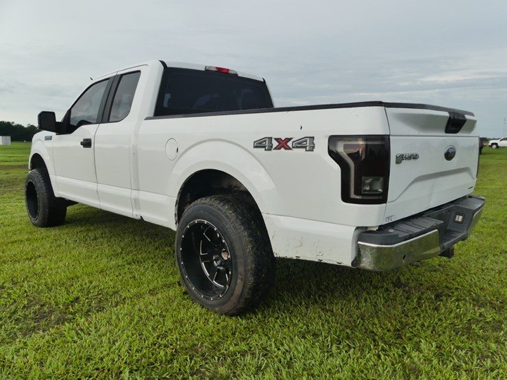 2016-ford-f150-xl-image-4