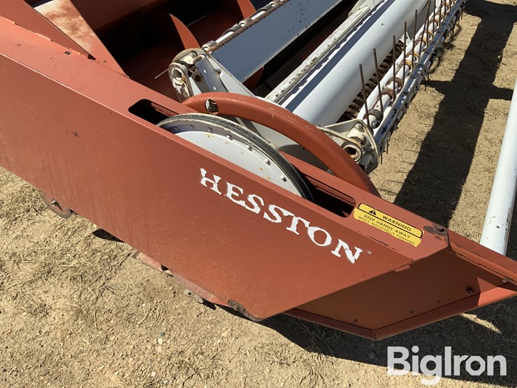 1979-hesston-6600-image-13