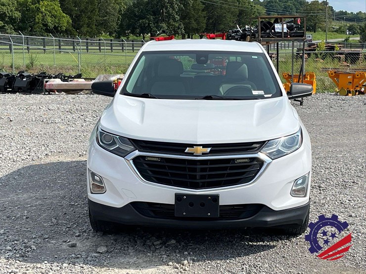 2020-chevrolet-equinox-ls-image-13