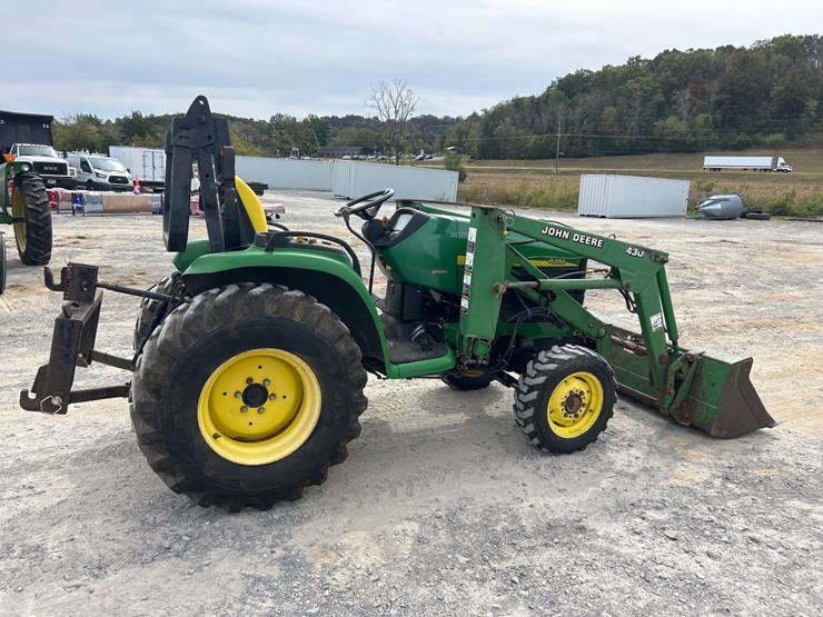 john-deere-4310-image-4