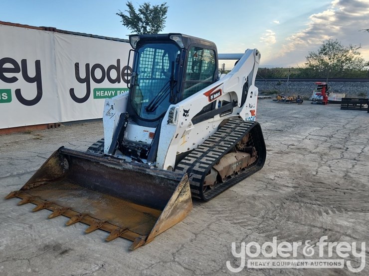 2021-bobcat-t870-image-1