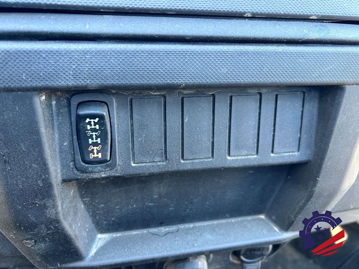 2023-polaris-ranger-1000-image-28