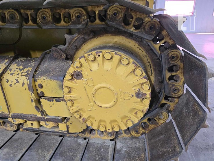 2022-caterpillar-d3-lgp-image-26