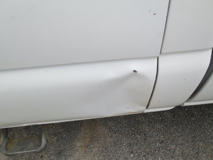 2006-chevrolet-2500hd-image-15