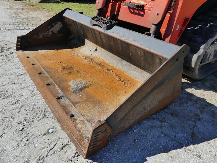 kubota-svl75-2-image-11