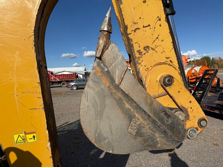 caterpillar-420e-image-53