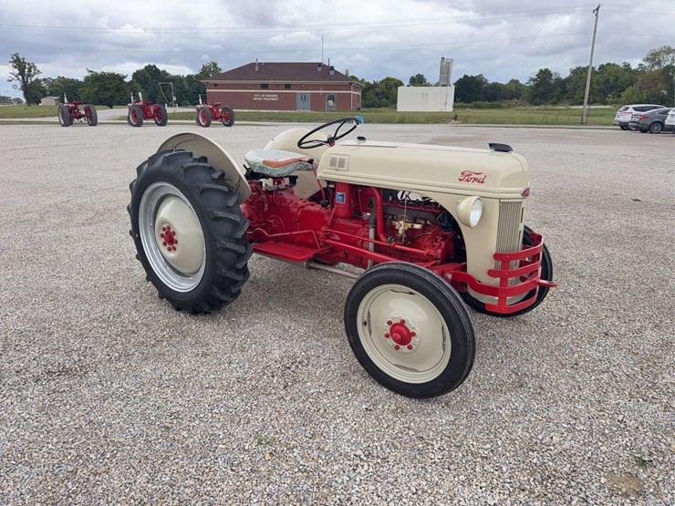 ford-8n-image-7