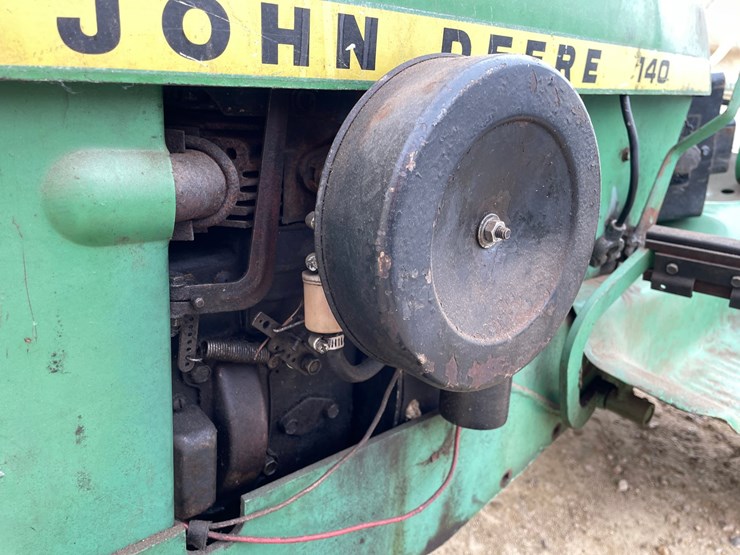 john-deere-140-image-15