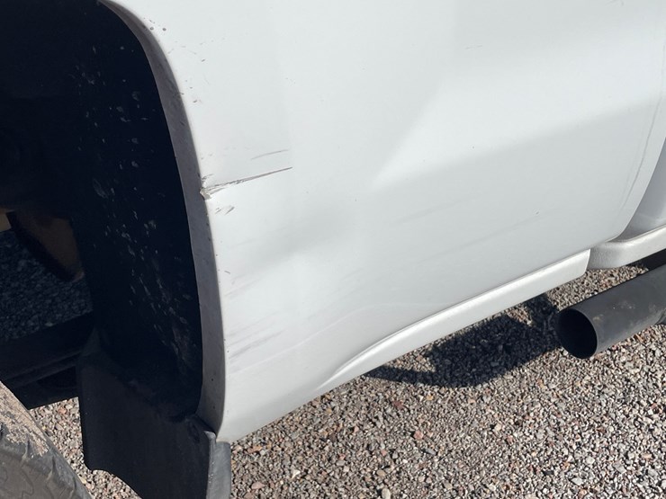 #2754-•-2015-chevrolet-silverado-(title-in-delay)-image-93