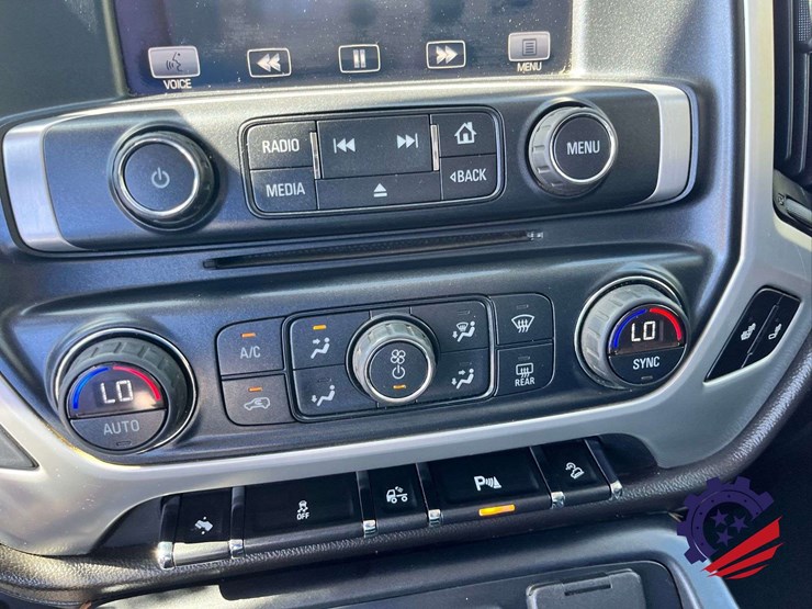 2014-gmc-sierra-z71-slt-pickup-truck-image-61