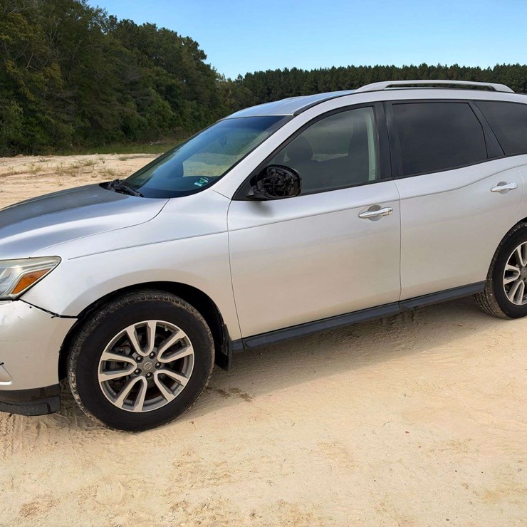 2015 NISSAN PATHFINDER