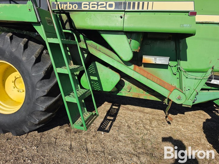 1983-john-deere-6620-image-9