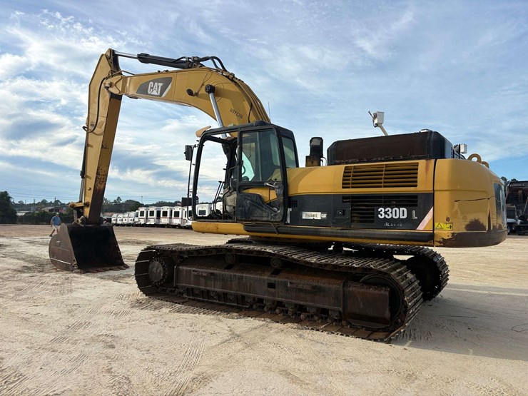 2008-caterpillar-330-image-2