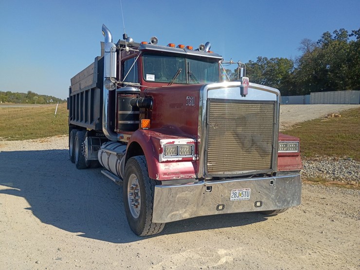 1984-kenworth-w900-image-13