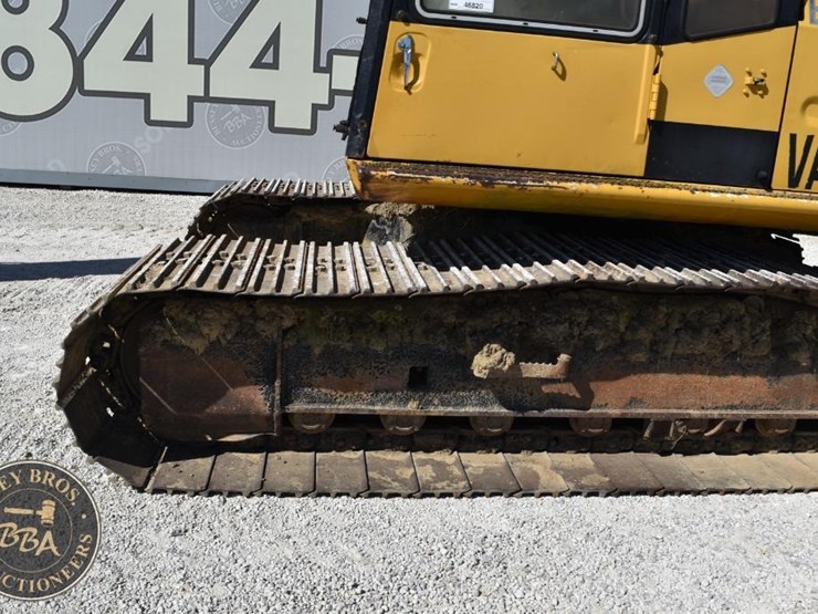 1990-caterpillar-el200b-image-45
