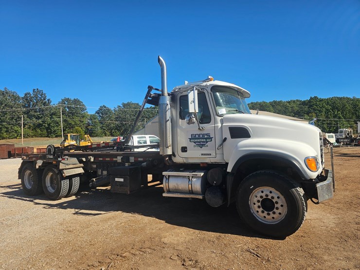 2007-mack-cl713-image-23