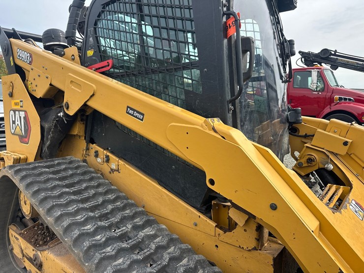 caterpillar-299d3-xe-image-13