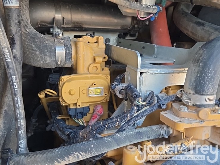 2019-caterpillar-299d2-image-41