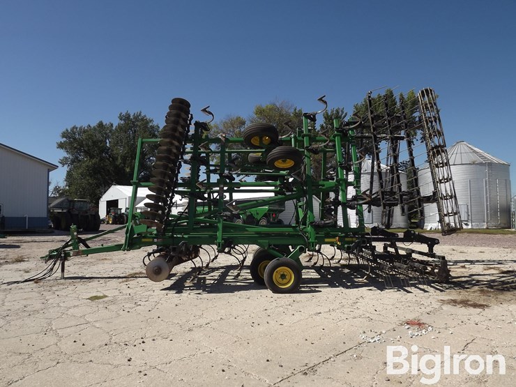 2013-john-deere-2310-image-8