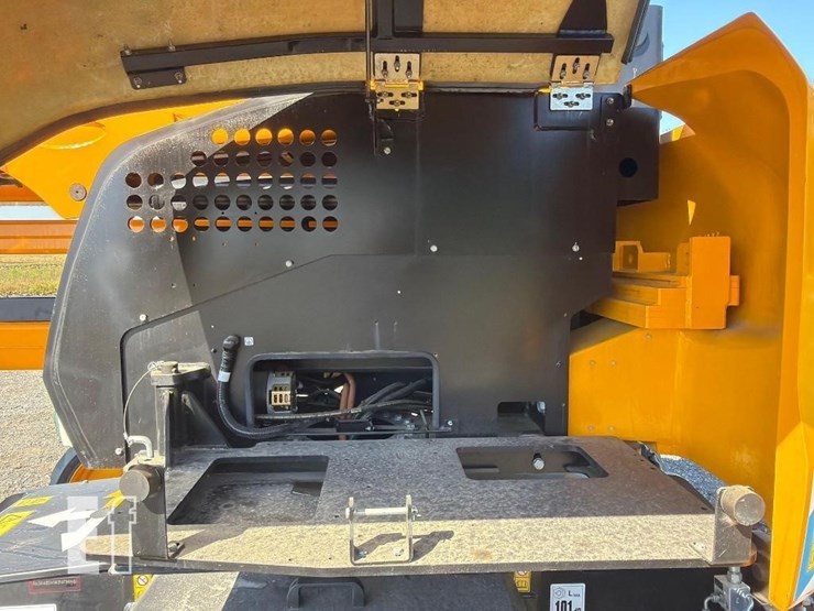 2025-jcb-a45e-image-49
