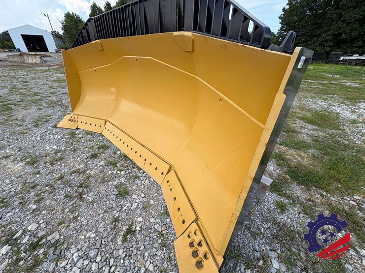 caterpillar-d9-image-9