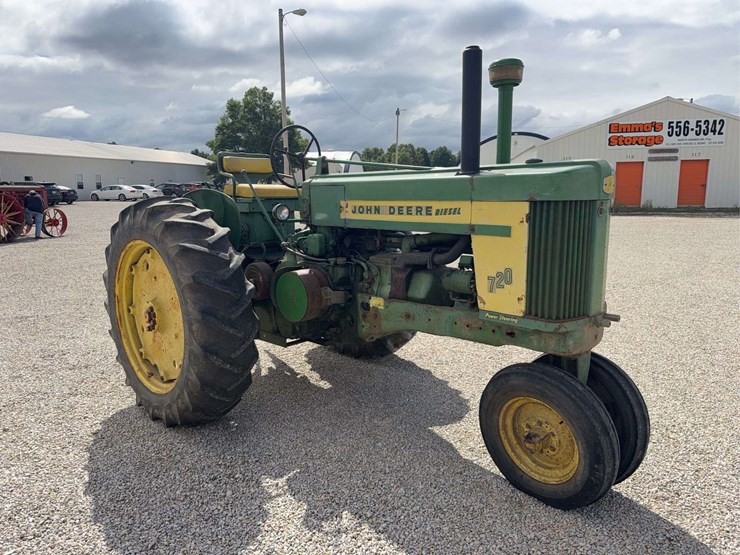 john-deere-720-image-7