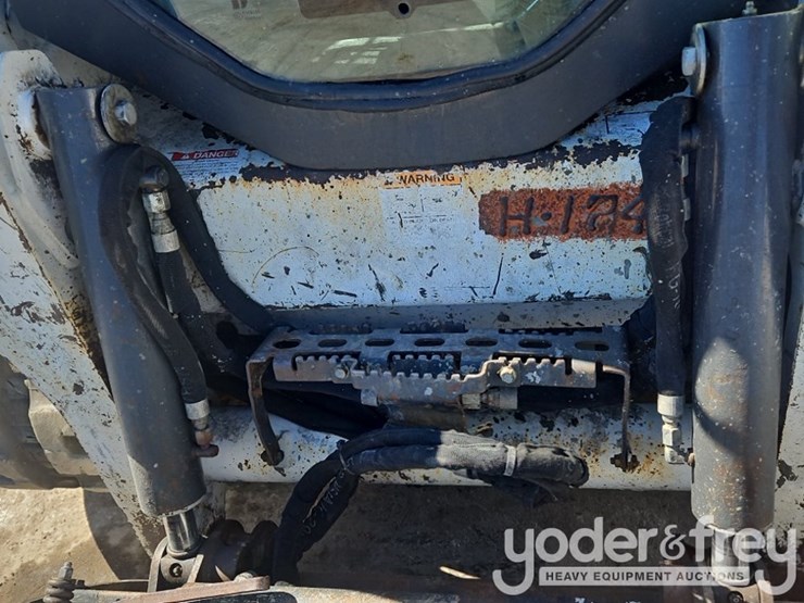 2019-bobcat-t590-image-30