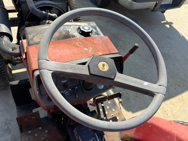 1987-case-ih-245-image-41