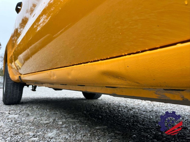 2019-chevrolet-silverado-4wd-pickup-truck-image-29