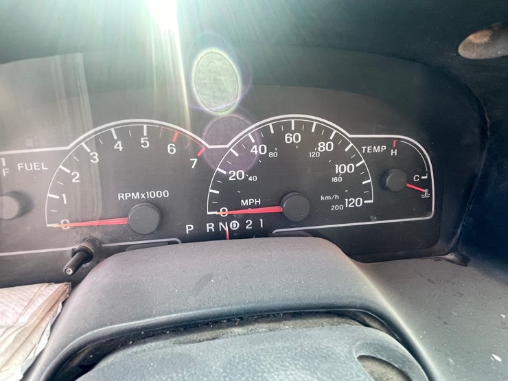 #2774-•-2001-ford-aerostar-van-(has-nm-title)(offsite-at-nmsu)-image-28