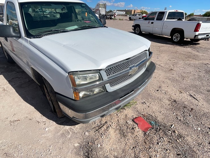 2005-chevrolet-silverado-1500-image-13