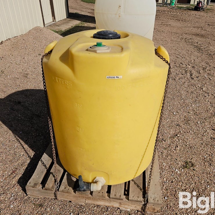 100-Gal Poly Liquid Tank