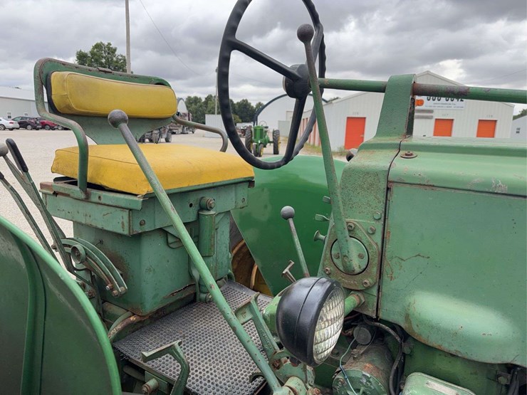 john-deere-720-image-48