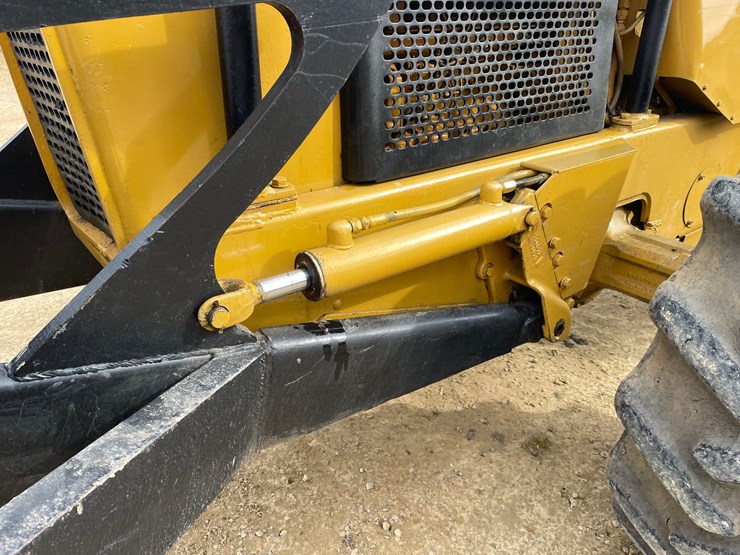 deere-440b-image-18