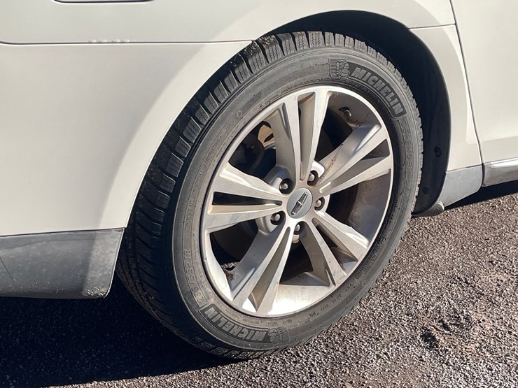 #2759-•-2010-lincoln-mks-(has-nm-title)-image-90
