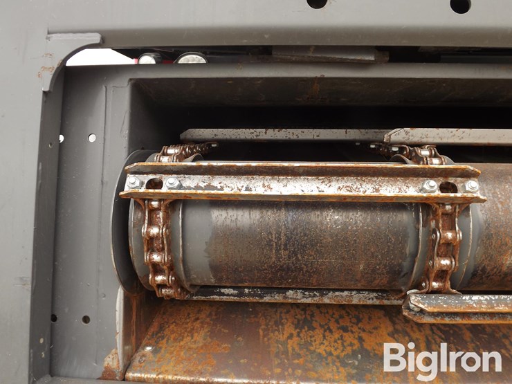 2015-massey-ferguson-9545-image-17