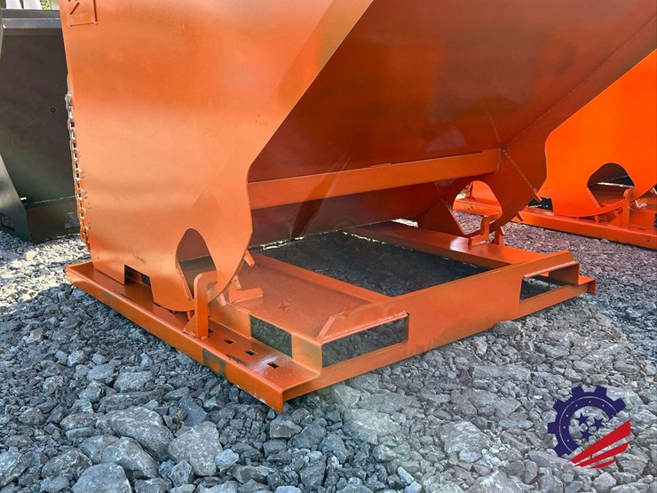 2.0-cy.-self-dumping-hopper-image-6