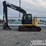 2016-deere-135g-image-2