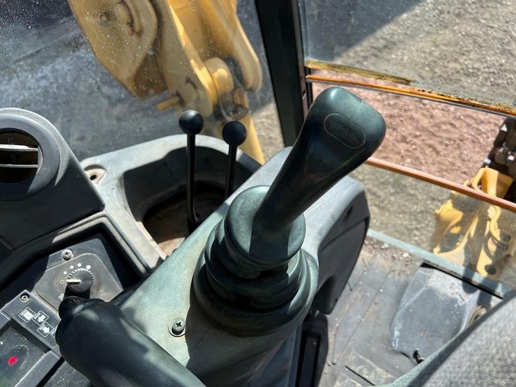 2008-deere-310sj-image-32