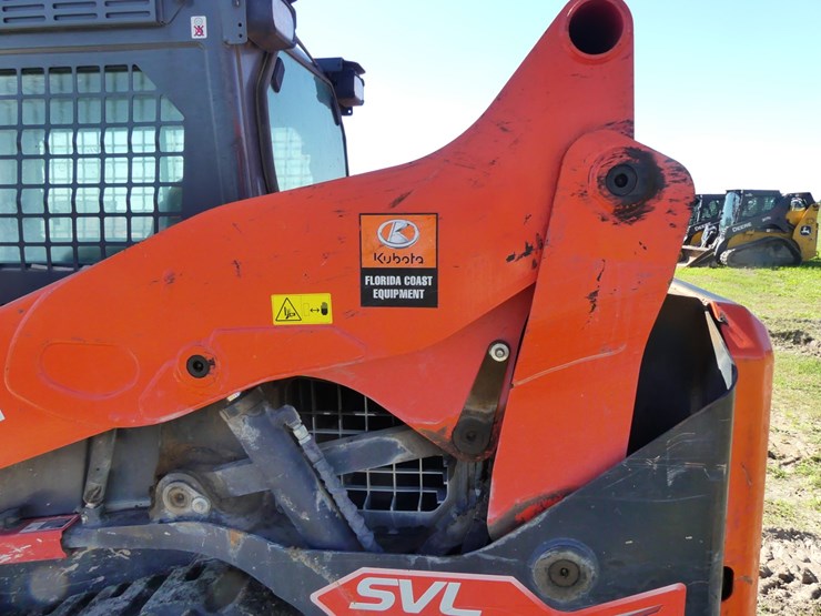 kubota-svl75-3-image-7