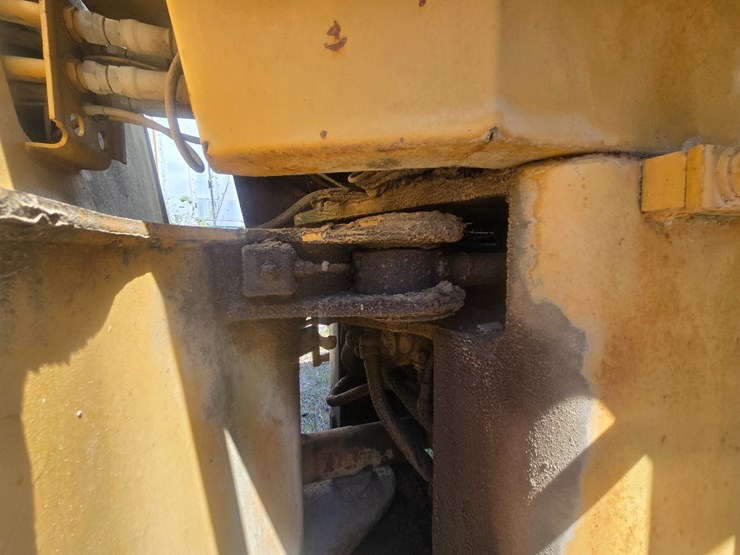 caterpillar-930-image-44