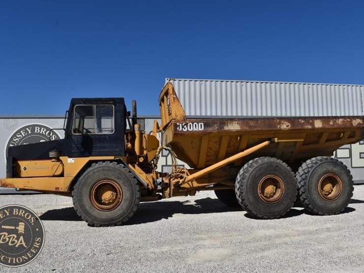 1994-caterpillar-d300d-image-16