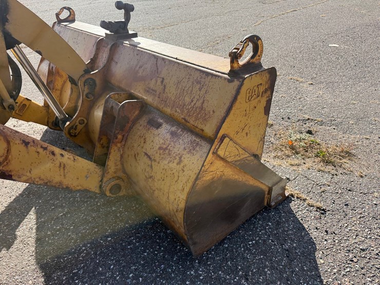 caterpillar-420e-image-13