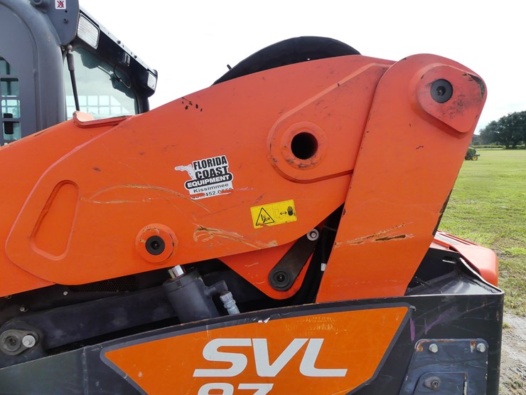 2022-kubota-svl97-2-image-7