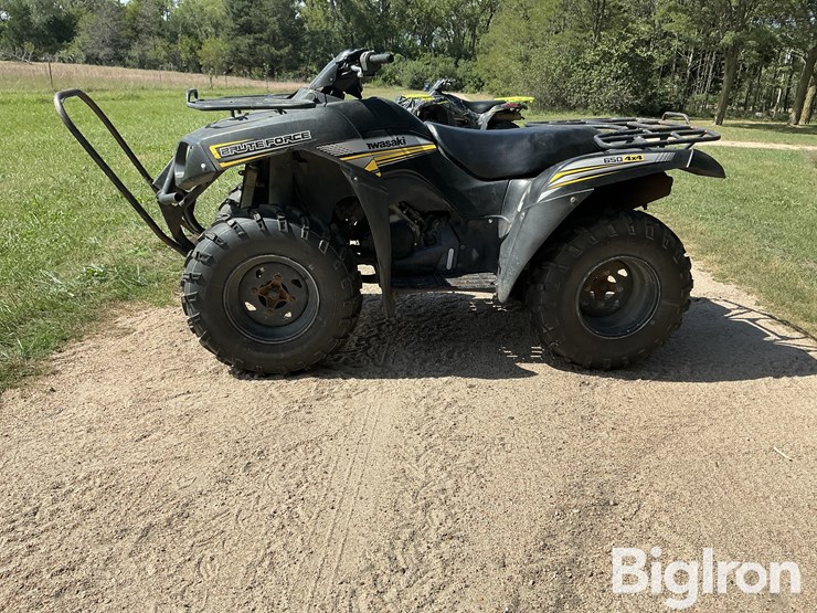 2013-kawasaki-brute-force-650-image-8