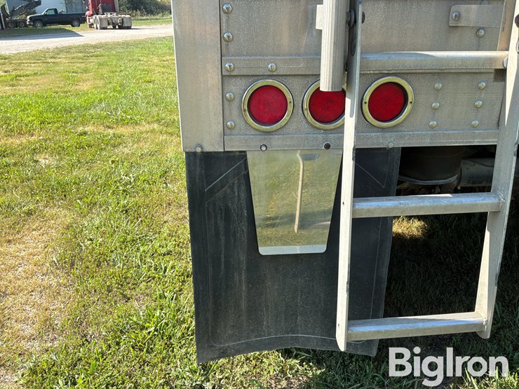 2011-timpte-super-hopper-image-19