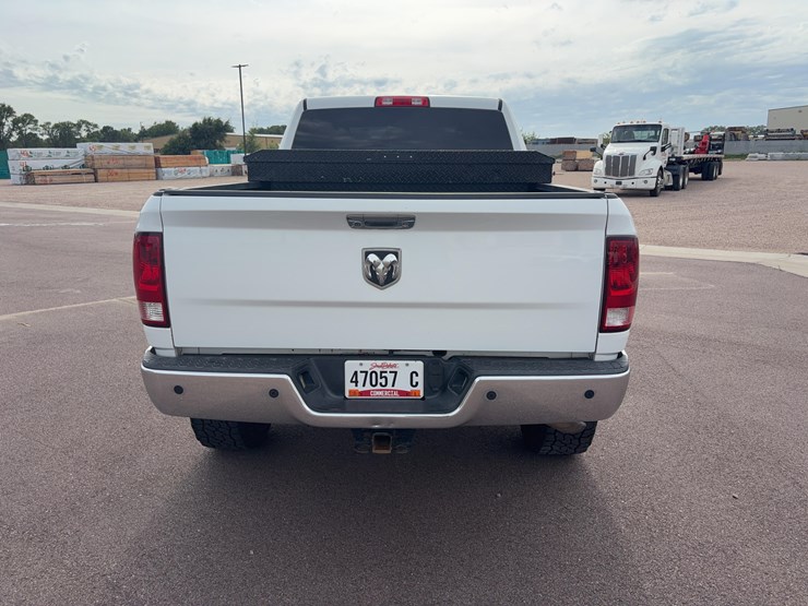 2014-dodge-1500-image-6