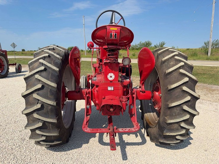 farmall-400-diesel-image-4
